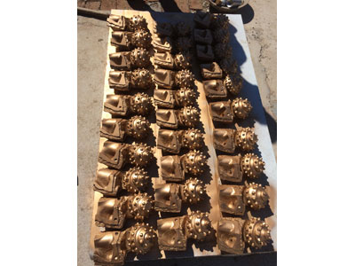 旋挖鉆機(jī)鉆頭展示